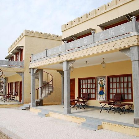 Hotel Desert N Dunes มันดาวา ภายนอก รูปภาพ