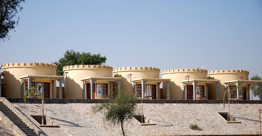 Hotel Desert N Dunes มันดาวา ภายนอก รูปภาพ